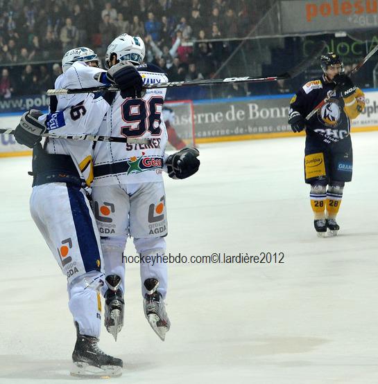 Grenoble  7 - 4 Chamonix 