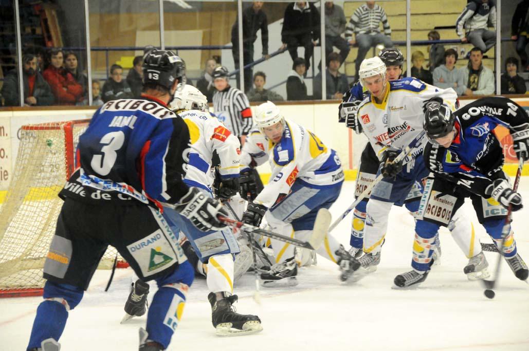 Caen  5 - 5 Avignon