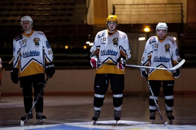 Photo hockey reportage Sous le signe du 3