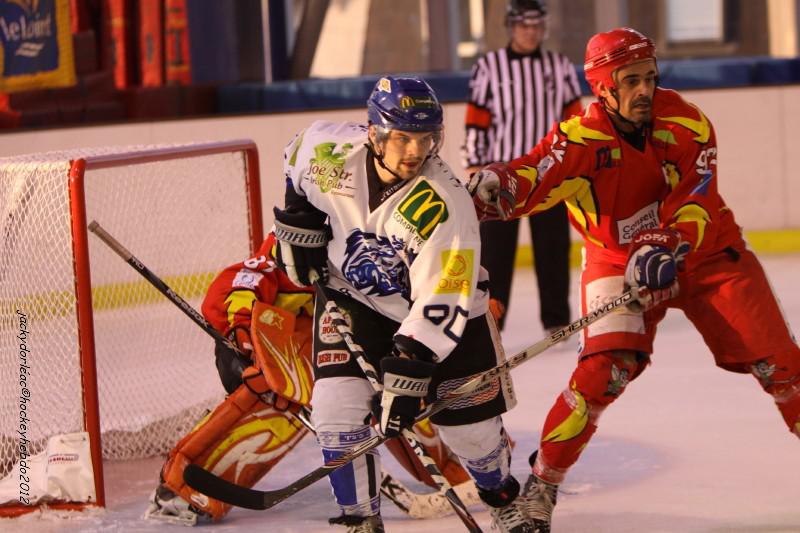 Orléans 8 - 11 Compiègne