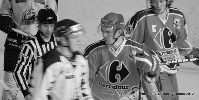 Photo hockey match Courbevoie  - Nice le 24/03/2012
