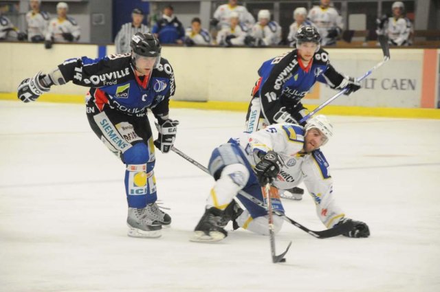 Photo hockey match Caen  - Avignon le 25/10/2008