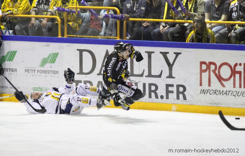 Rouen 4 - 3 Grenoble 