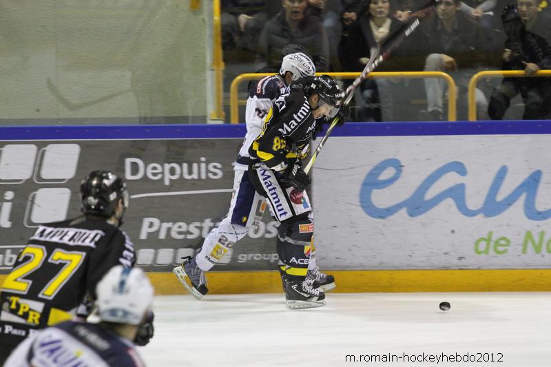 Rouen 8 - 2 Grenoble 