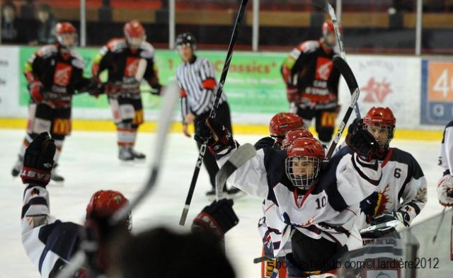 Photo hockey reportage U18 elite :  Amiens Champion ! 