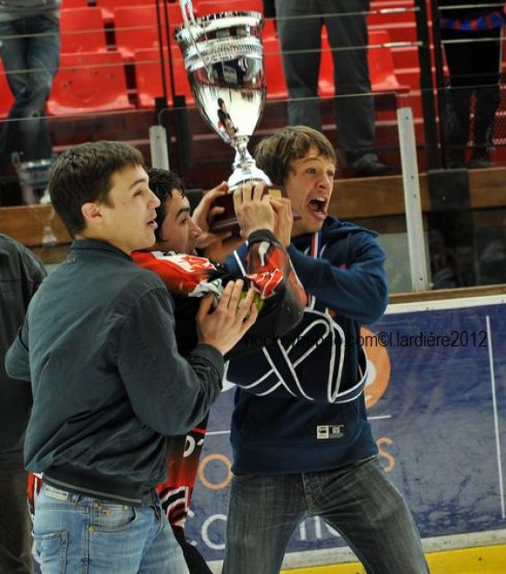 Photo hockey reportage U18 elite :  Amiens Champion ! 