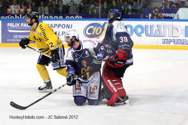 Grenoble  6 - 4 Rouen