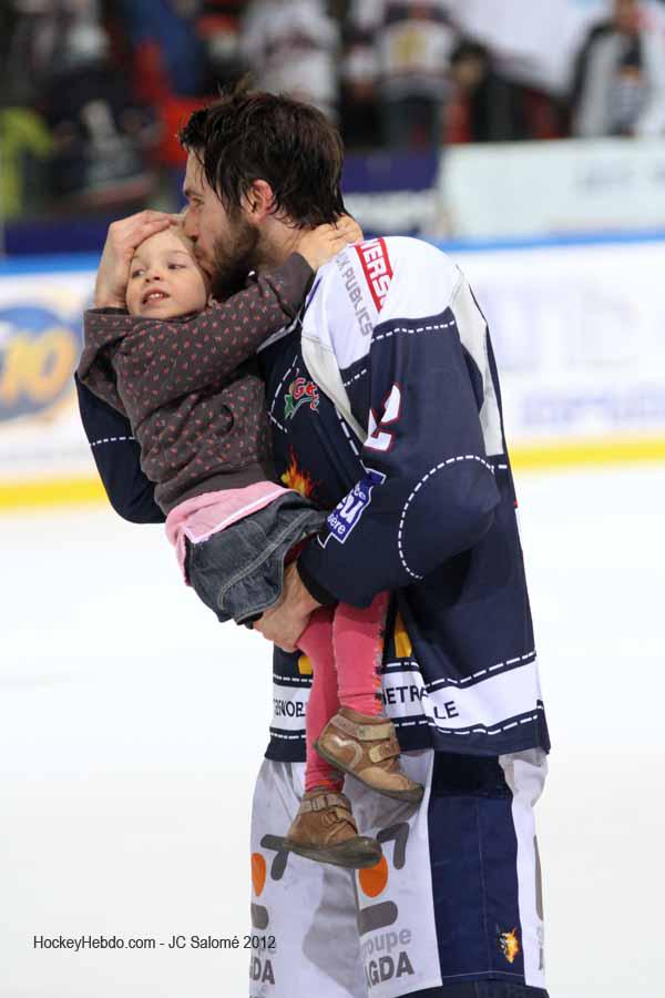 Grenoble  6 - 4 Rouen