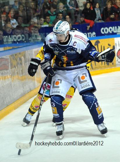 Grenoble  6 - 4 Rouen