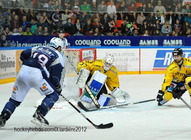 Grenoble  6 - 4 Rouen