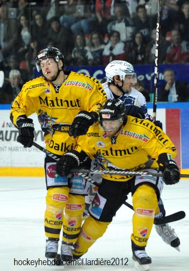 Grenoble  6 - 4 Rouen