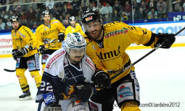 Grenoble  6 - 4 Rouen