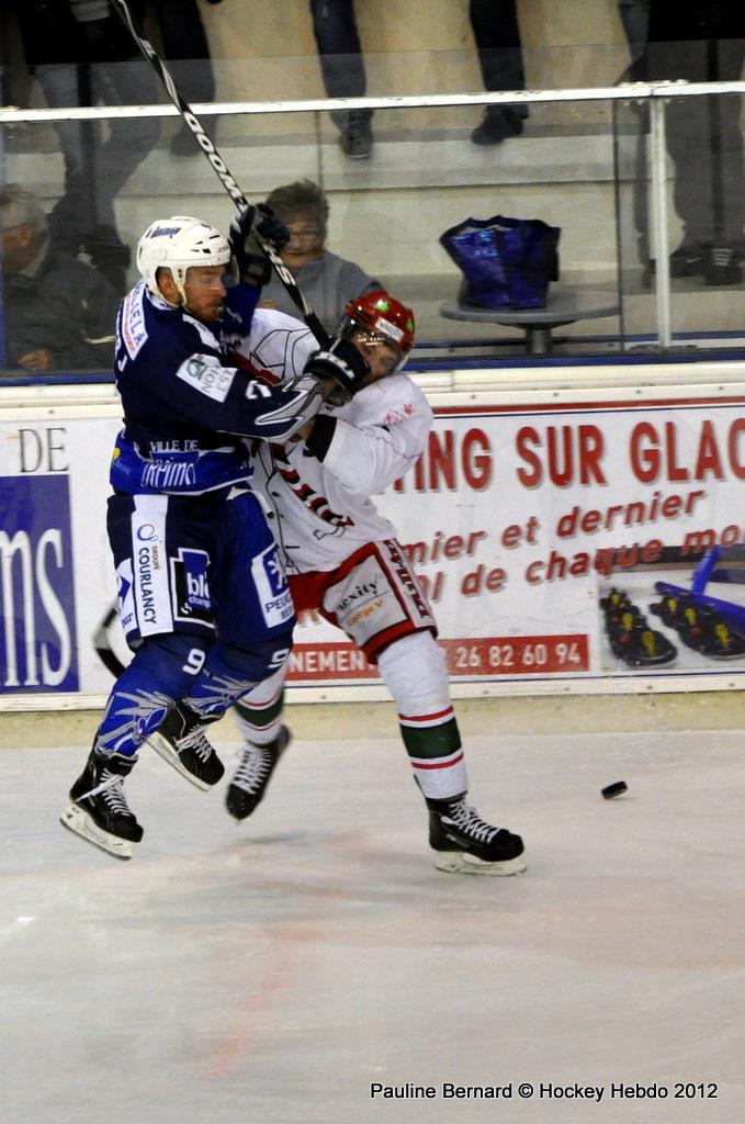 Reims 4 - 0 Anglet