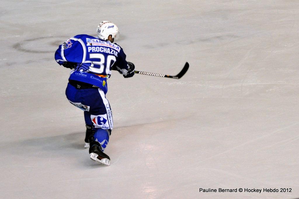 Reims 4 - 0 Anglet