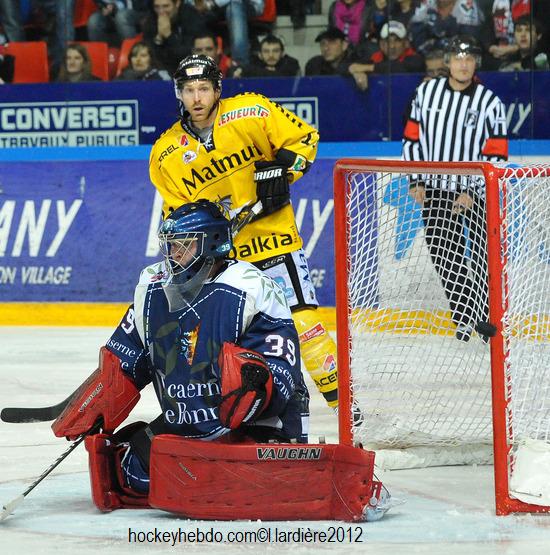 Grenoble  0 - 4 Rouen