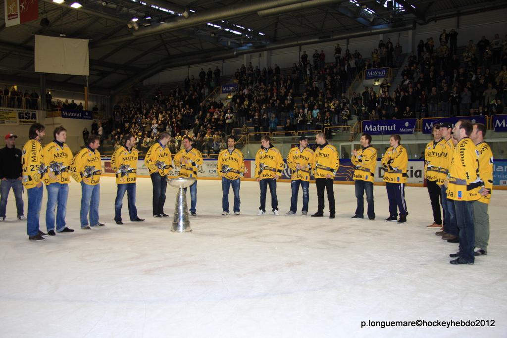 Les Dragons fêtent leur 12ème titre