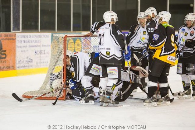Photo hockey album [Carré Final D3] Strasbourg - Briançon