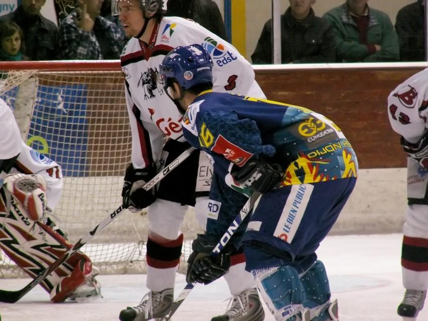 Dijon  1 - 4 Briançon 