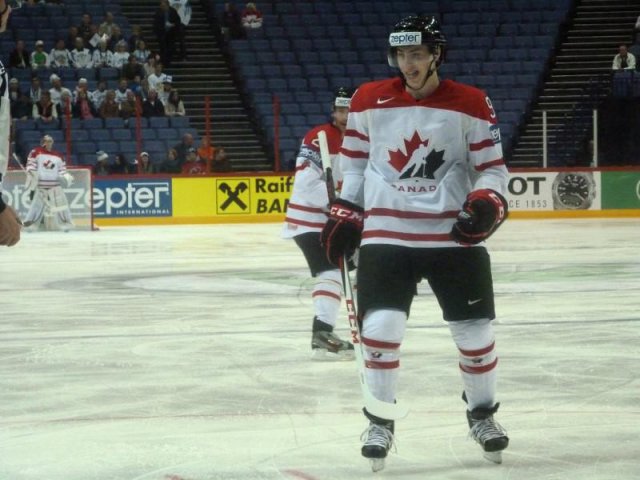 Photo hockey album Mondial 12 - Canada VS Etats Unis