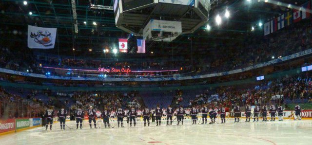 Photo hockey album Mondial 12 - Canada VS Etats Unis