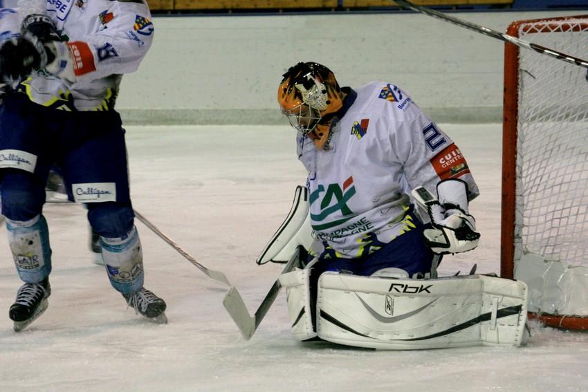 Mont-Blanc 5 - 3 Dijon 