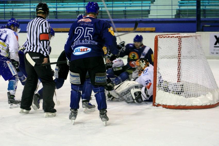 Mont-Blanc 5 - 3 Dijon 