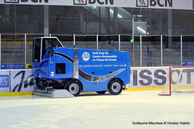 Photo hockey reportage Amicaux : Les Ducs trônent en Suisse