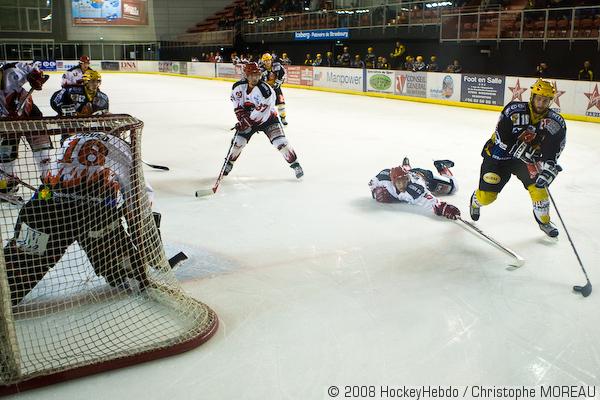 Strasbourg  7 - 3 Neuilly/Marne