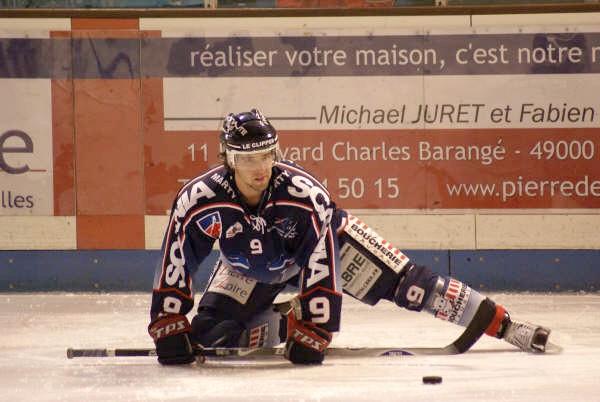 Angers  5 - 2 Caen 