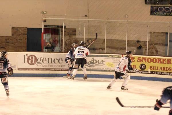 Angers  5 - 2 Caen 