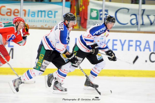 Photo hockey reportage Préparation de Caen en images.