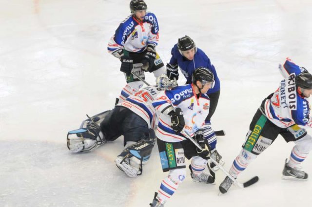 Photo hockey reportage Préparation de Caen en images.
