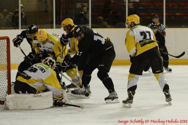 Photo hockey reportage TIC : Derby explosif