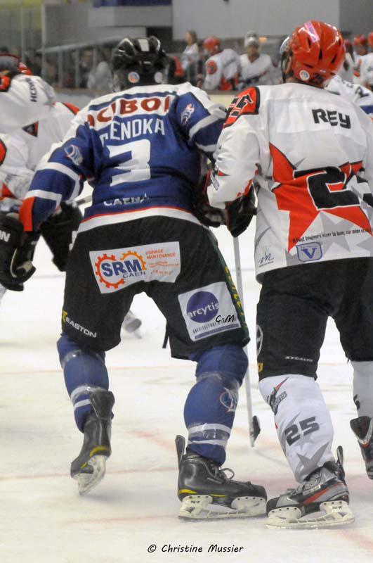 Caen  10 - 0 Neuilly/Marne