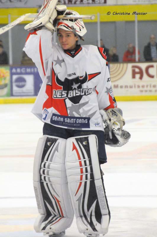 Caen  10 - 0 Neuilly/Marne