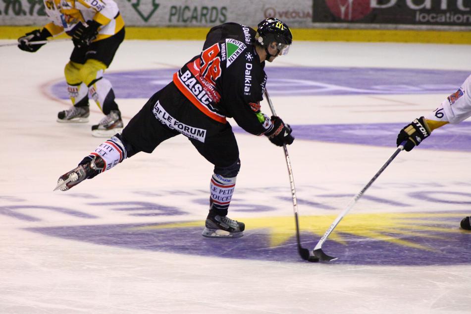 Amiens  4 - 3 Strasbourg 