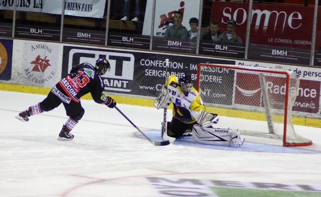 Amiens  4 - 3 Strasbourg 