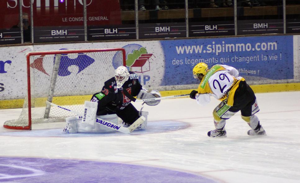 Amiens  4 - 3 Strasbourg 