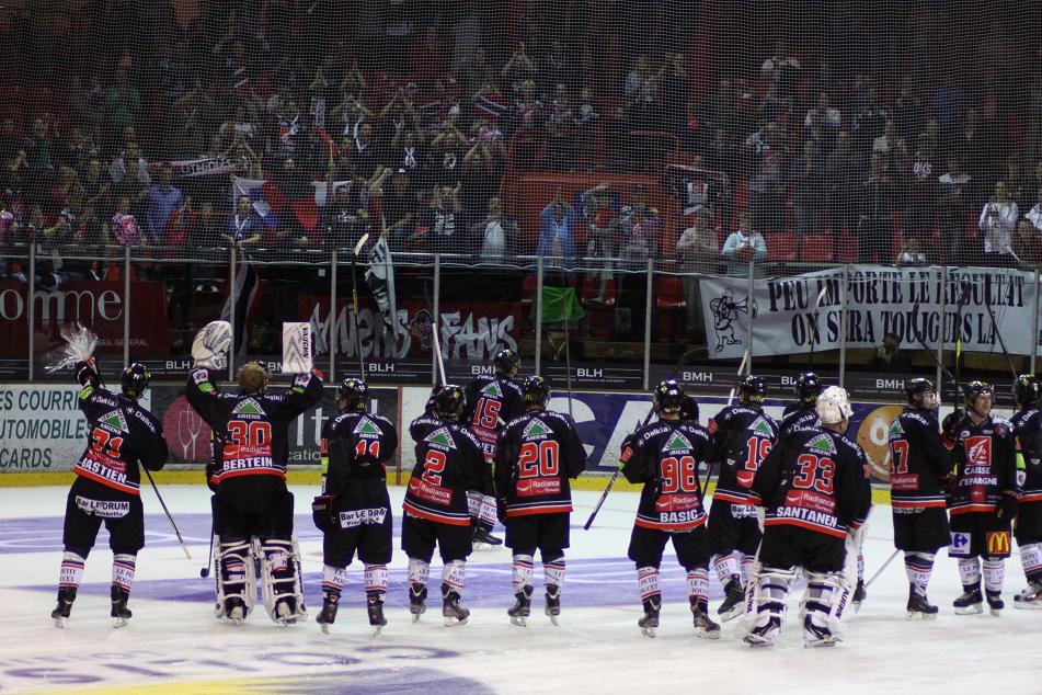 Amiens  4 - 3 Strasbourg 