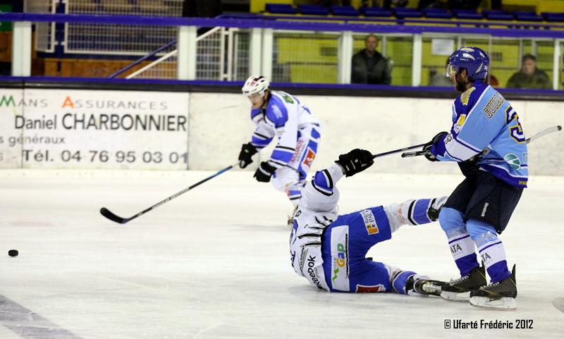 Villard-de-Lans 0 - 3 Gap 