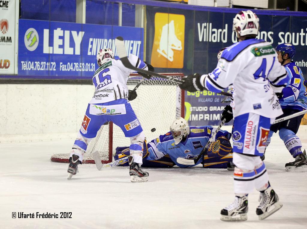 Villard-de-Lans 0 - 3 Gap 