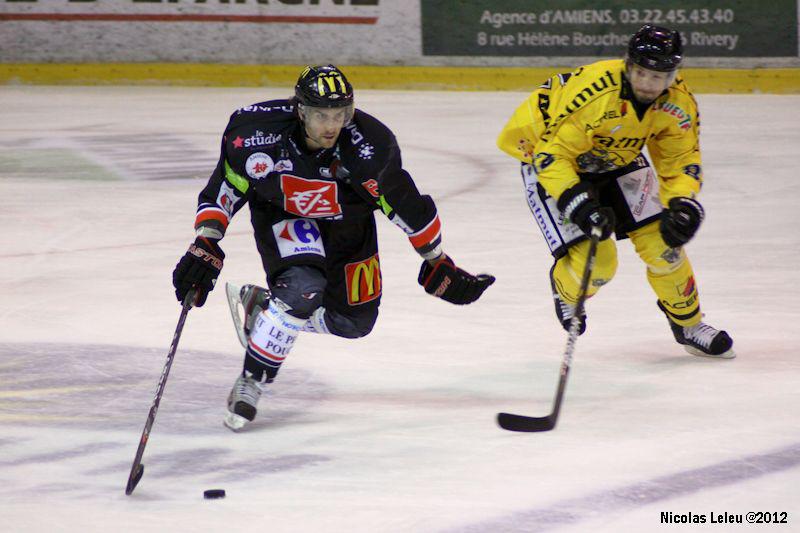 Amiens  5 - 3 Rouen