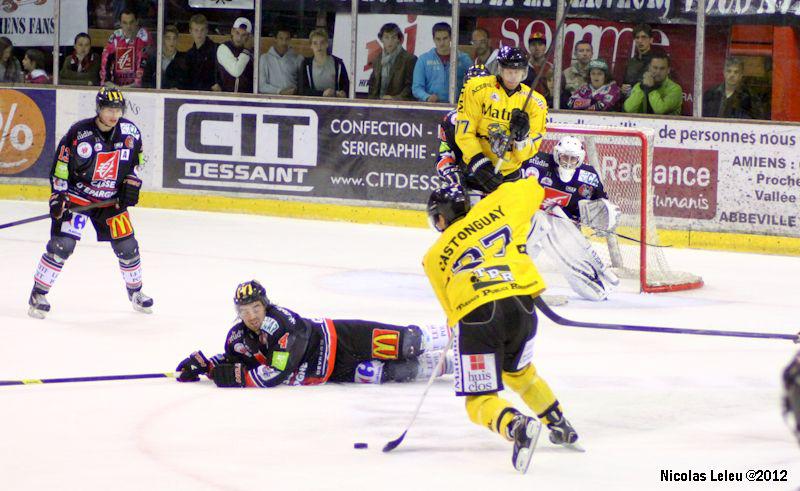 Amiens  5 - 3 Rouen