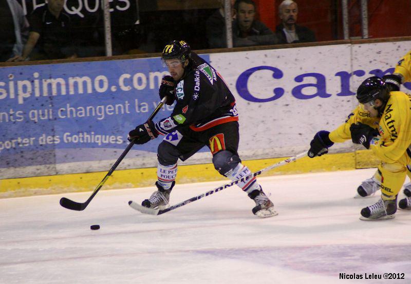 Amiens  5 - 3 Rouen