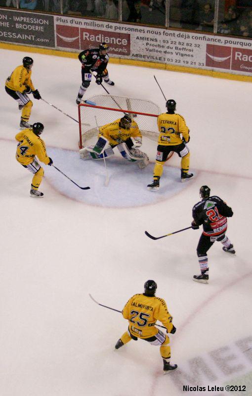 Amiens  5 - 3 Rouen
