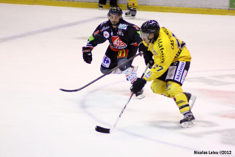 Amiens  5 - 3 Rouen