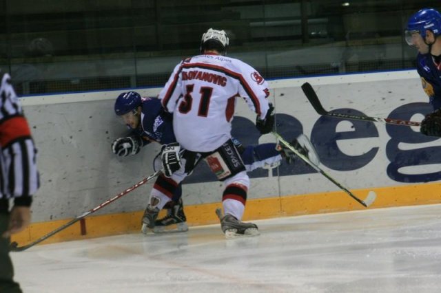 Photo hockey match Mont-Blanc - Briançon  le 01/11/2008