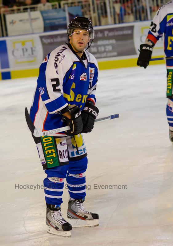 Angers  7 - 1 Caen 