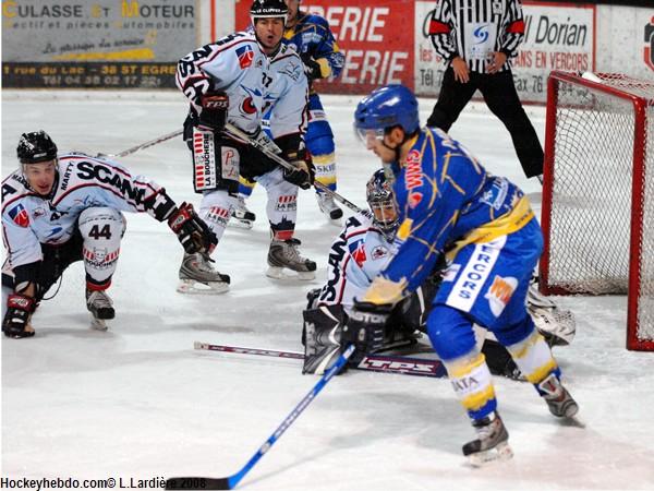 Villard-de-Lans 0 - 4 Angers 
