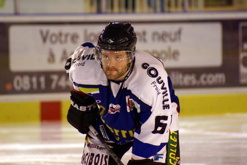 Angers  7 - 1 Caen 